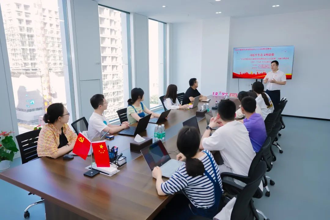 1023_100855_692.jpg 1023_100855_692.jpg