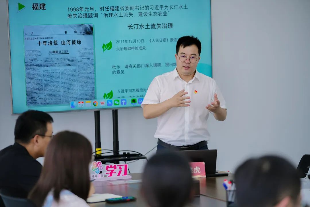 1023_100936_249.jpg 1023_100936_249.jpg