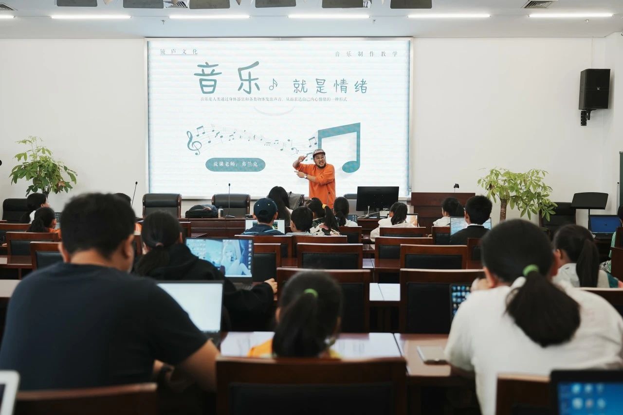 1010_100750_667.jpg 1010_100750_667.jpg