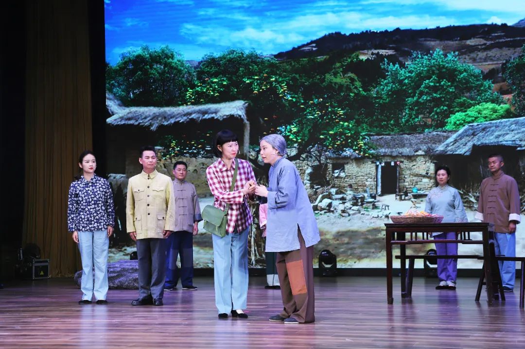 0610_092132_827.jpg 0610_092132_827.jpg