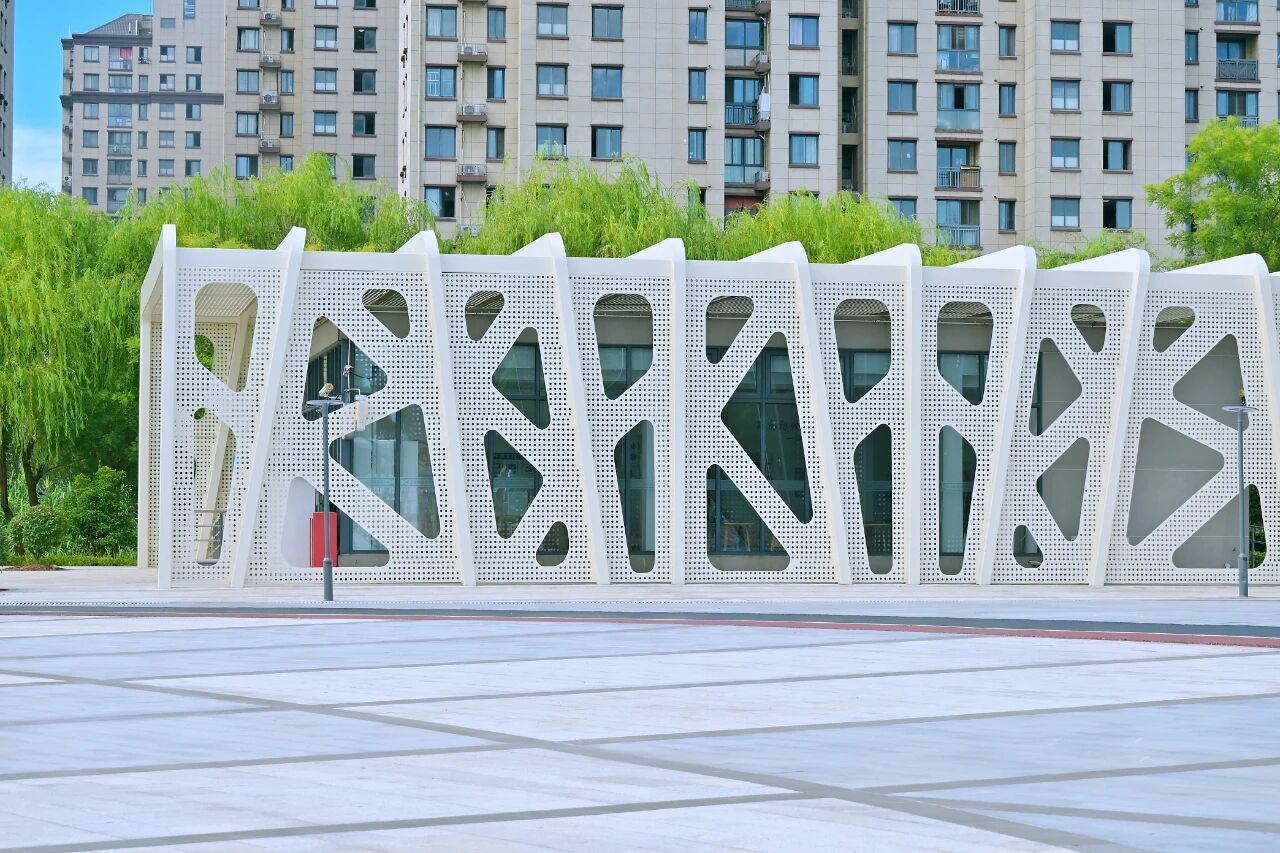 1014_144216_793.jpg 1014_144216_793.jpg