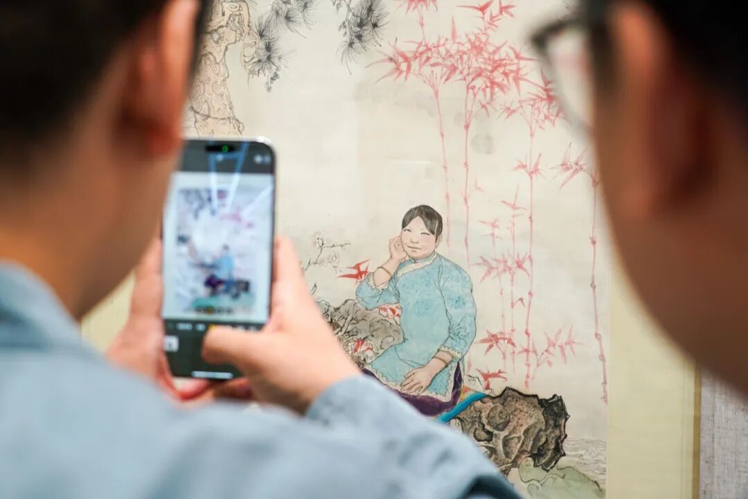 1030_125703_539.jpg 1030_125703_539.jpg