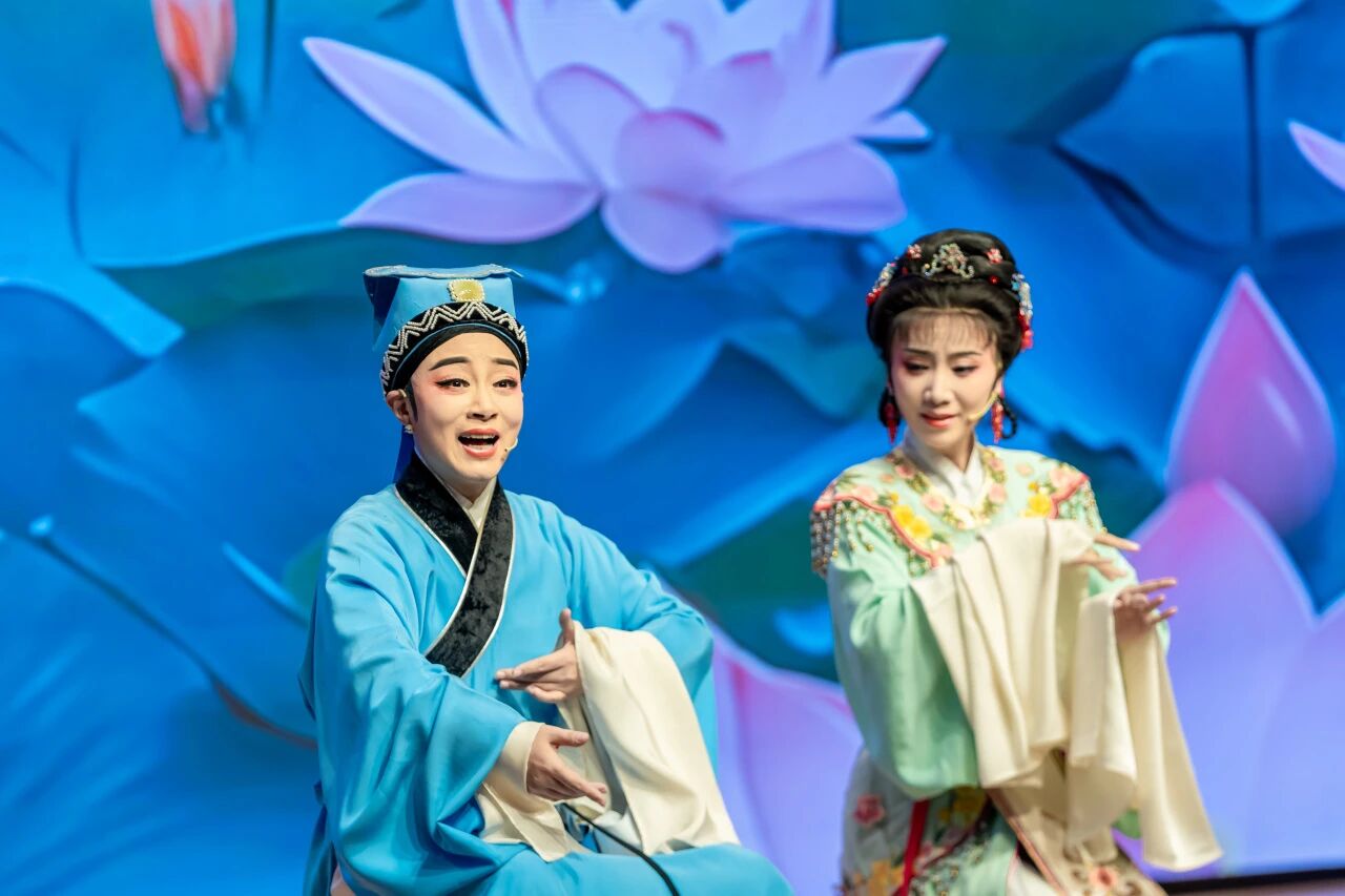 1030_131307_822.jpg 1030_131307_822.jpg