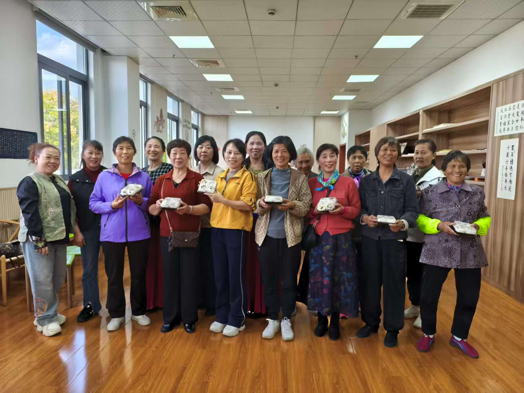 1031_135521_950.jpg 1031_135521_950.jpg