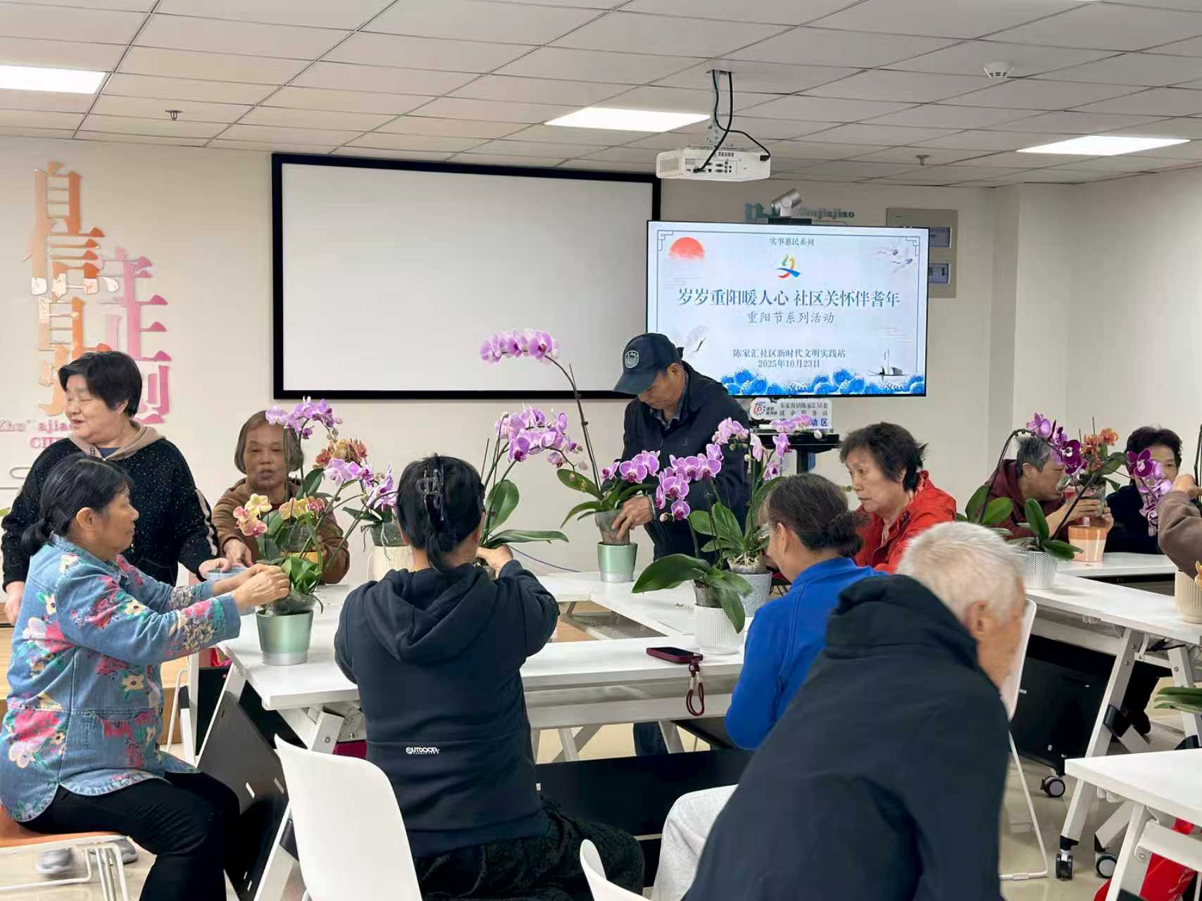 1031_135549_642.jpg 1031_135549_642.jpg