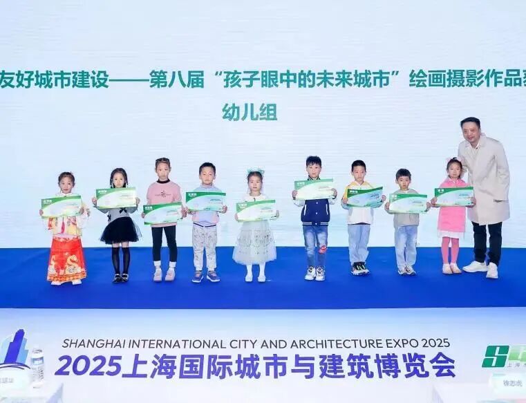 1105_095656_823.jpg 1105_095656_823.jpg