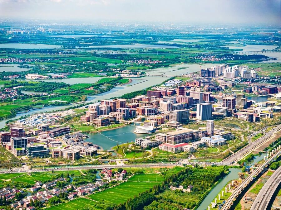 1117_104134_543.jpg 1117_104134_543.jpg