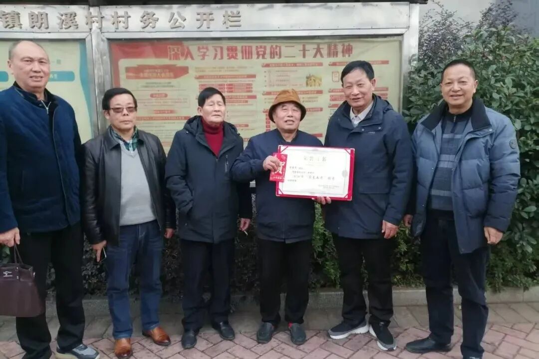 1117_125523_107.jpg 1117_125523_107.jpg