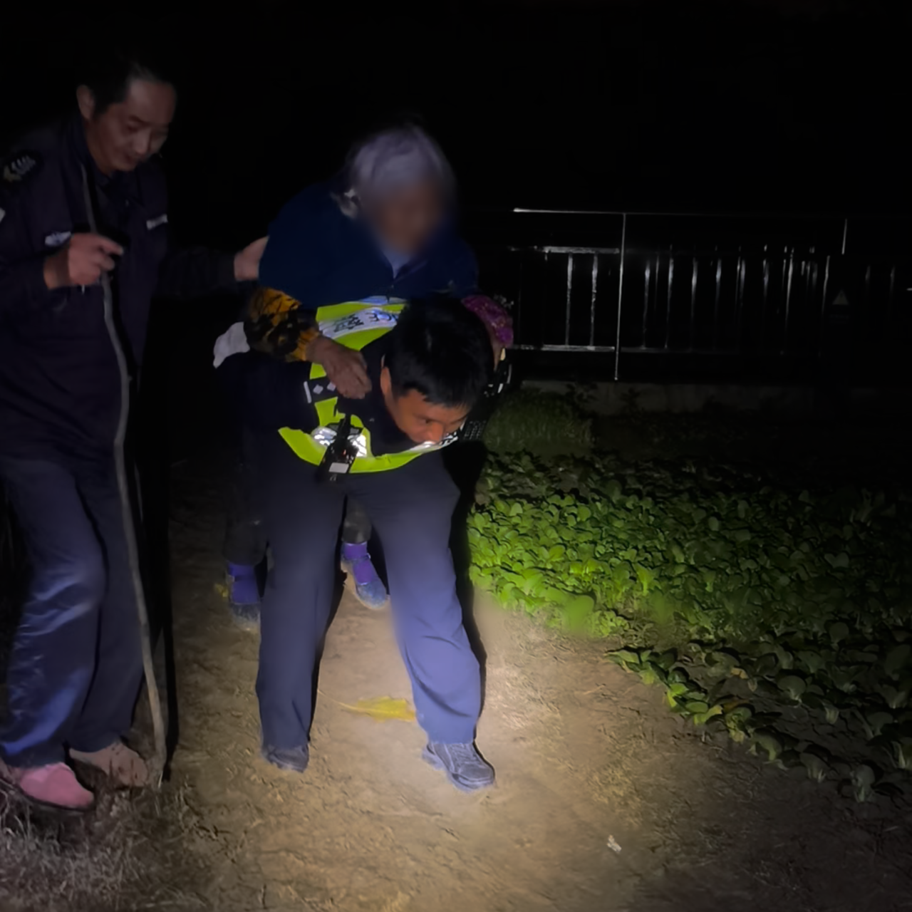 1202_101031_323.png 1202_101031_323.png