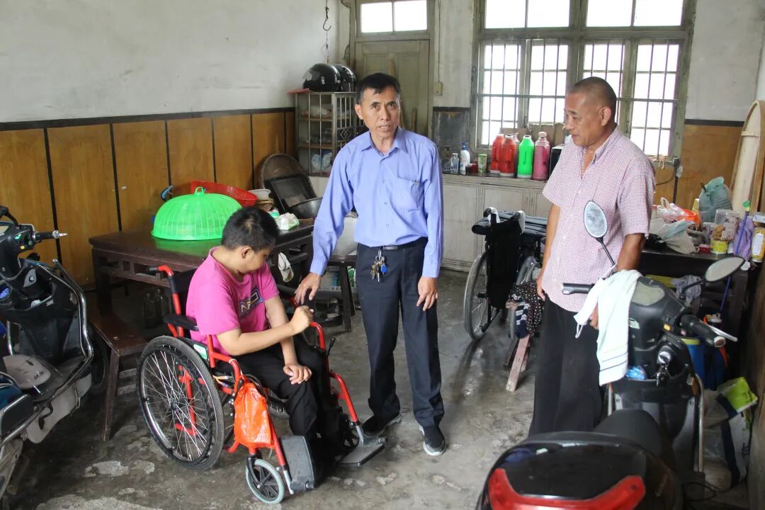 1210_093022_874.jpg 1210_093022_874.jpg