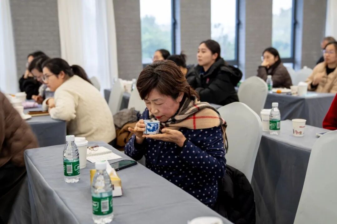 1226_103459_418.jpg 1226_103459_418.jpg