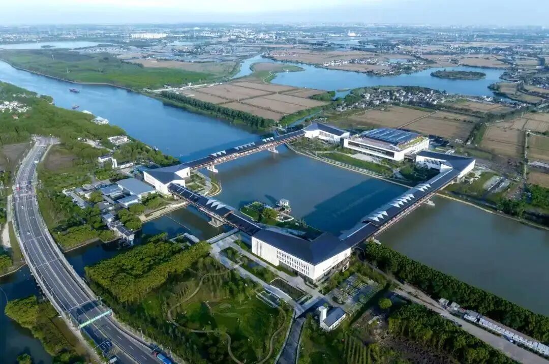 0104_091049_356.jpg 0104_091049_356.jpg