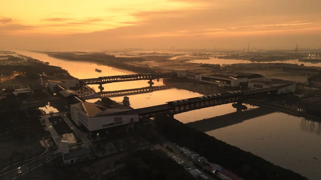 0108_155347_719.jpg 0108_155347_719.jpg