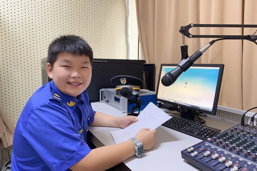 0109_094128_944.jpg 0109_094128_944.jpg