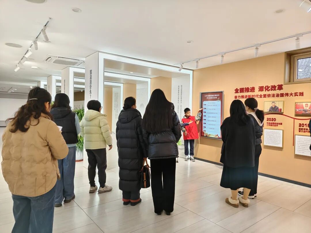 0303_103918_932.jpg 0303_103918_932.jpg